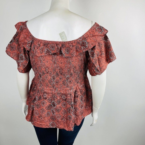 New Maurices Womans Sz 4X Plus Texas Rose Medallion Smocked Off The Shoulder NWT - Picture 6 of 7